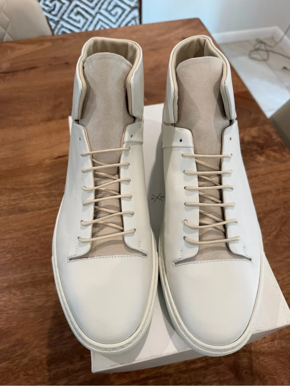 Strange Matter Hightop White Cream, Ney York, Sneakers Size 12M/13.5W BNIB